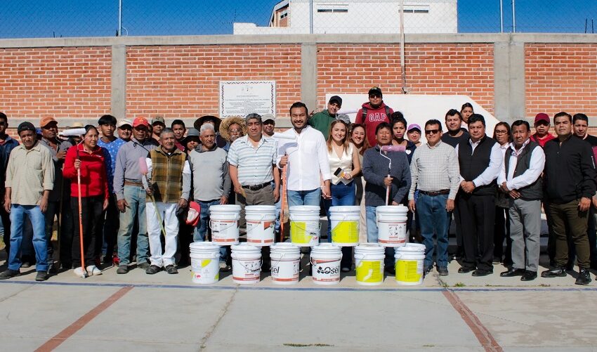  «Coloreando la educación»: un esfuerzo de Roberto Solís para transformar las escuelas de Huejotzingo