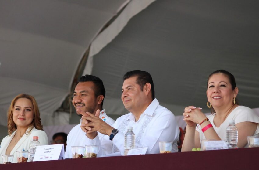  Huejotzingo recibe a más de 200 mil visitantes y genera más de 46 millones de pesos en su carnaval 2025
