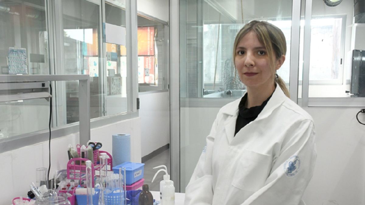 Investigadores BUAP analizan la acumulación de micro y nanoplásticos en modelos animales