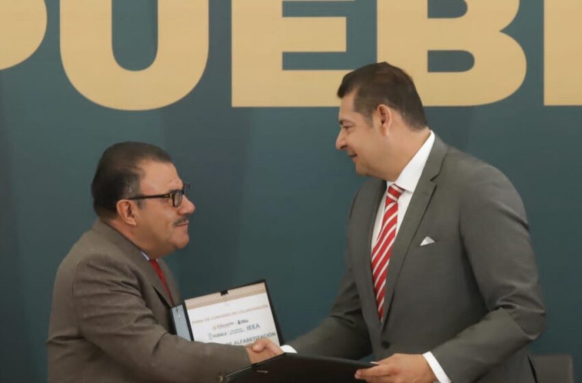  Puebla será primer estado en levantar la «Bandera Blanca» en analfabetismo con jornadas de alfabetización
