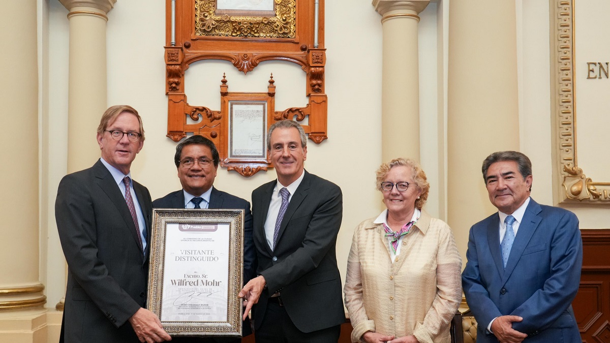 Reconoce Pepe Chedraui al embajador de Países Bajos como visitante distinguido