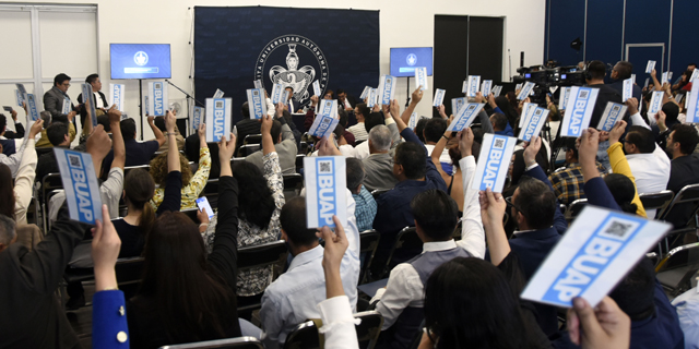  Se aprueba extensión del cargo de representantes del Honorable Consejo Universitario