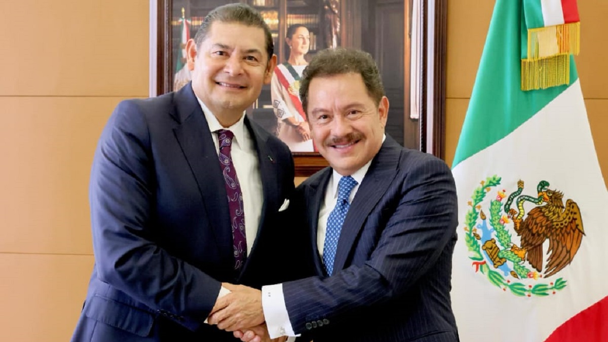 Unidad e inclusión plena para beneficio de Puebla: Alejandro Armenta