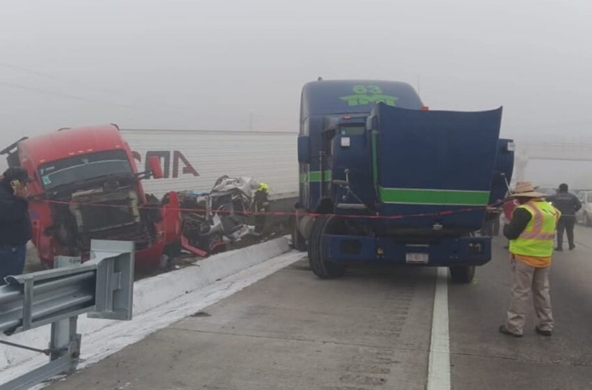  Fatal accidente en la Puebla-Orizaba: custodio de tráiler muere prensado