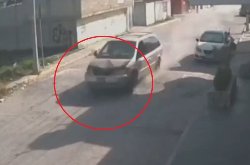  ¡Se busca! Camioneta atropella a mamá y su bebé en la Central de Abasto y huye; ambos están graves