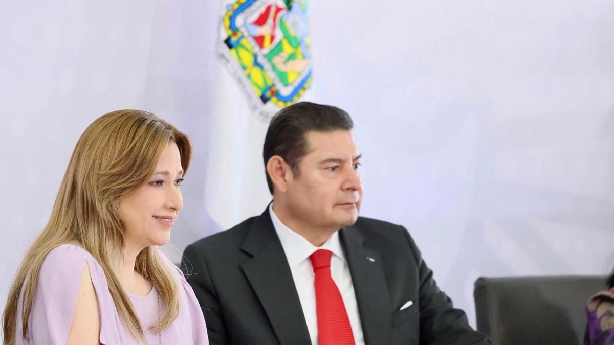 DIF Puebla transforma vidas a través de la adopción: historias que comienzan con amor
