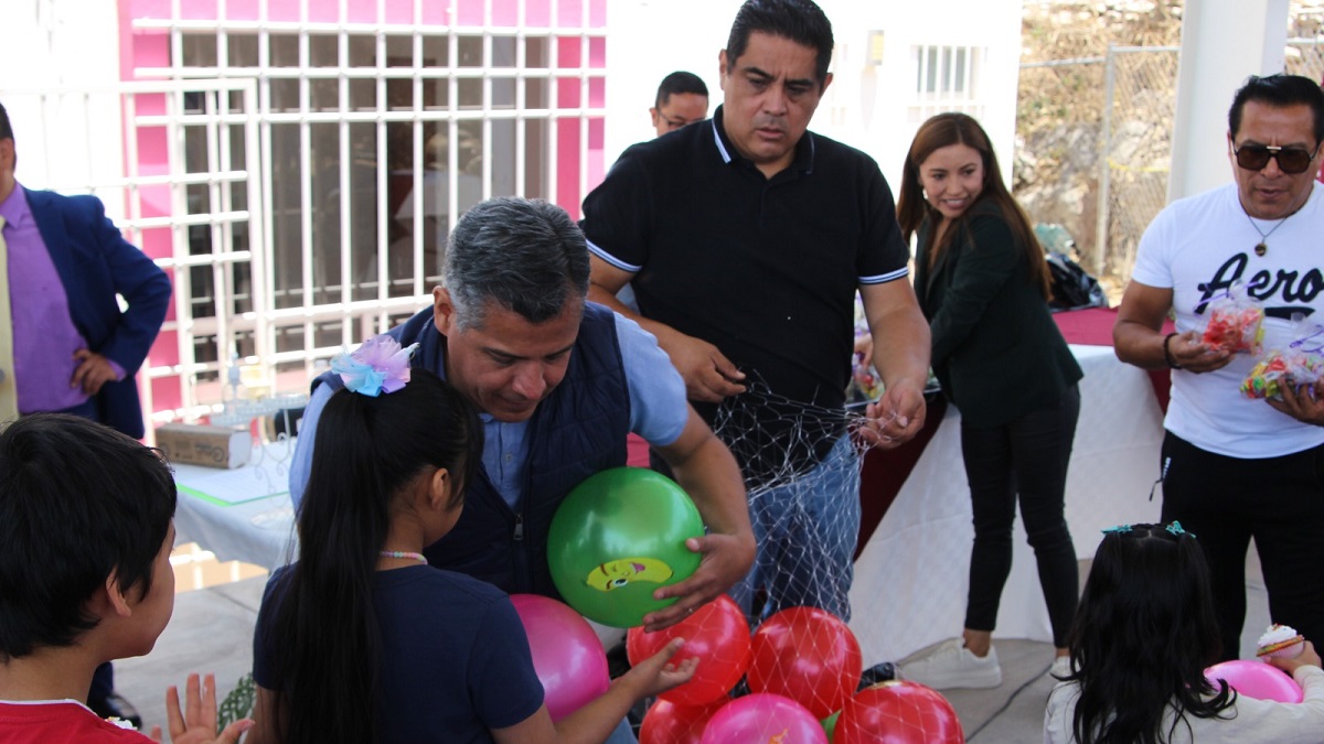 Festeja Gobierno de la Ciudad Día de la Niñez en el Centros de Desarrollo Comunitario y Parque Biblioteca