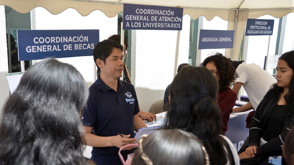 Instala BUAP Módulos de Atención a la Comunidad Universitaria