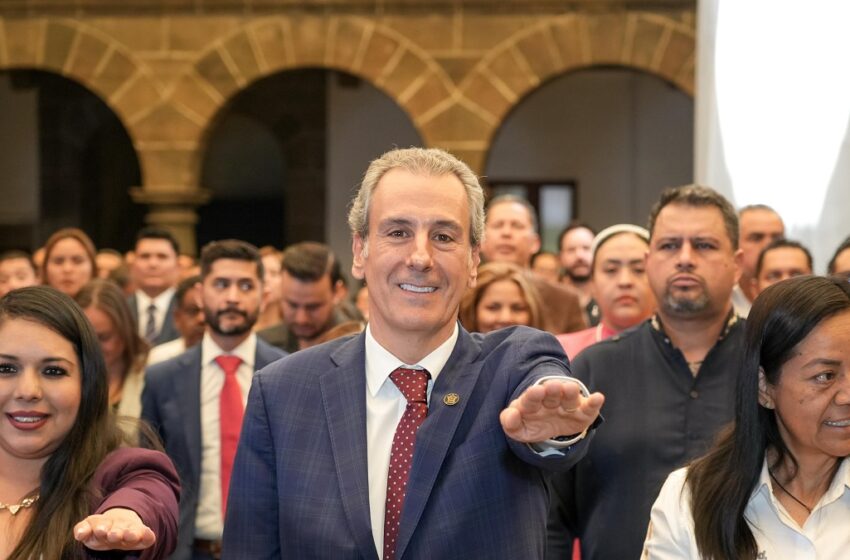  Pepe Chedraui rindió protesta como coordinador estatal de la AALMAC en Puebla