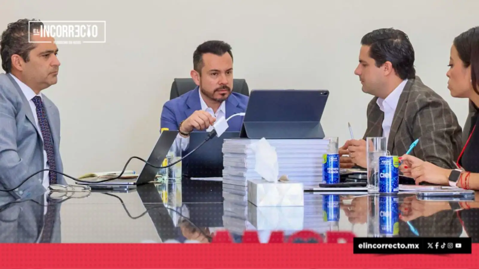 FOTOS: Sostienen gobierno y Pinfra primera reunión para reubicar caseta a Atlixco