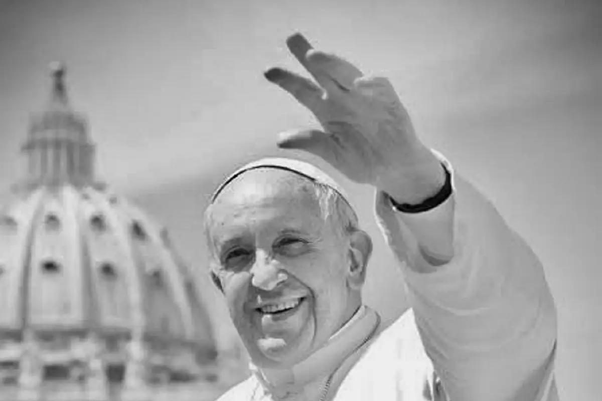 Con el fallecimiento del Papa Francisco a los 88 años de edad, el Vaticano ha activado el protocolo oficial para despedir al líder de la Iglesia católica y dar paso al periodo de Sede Vacante.