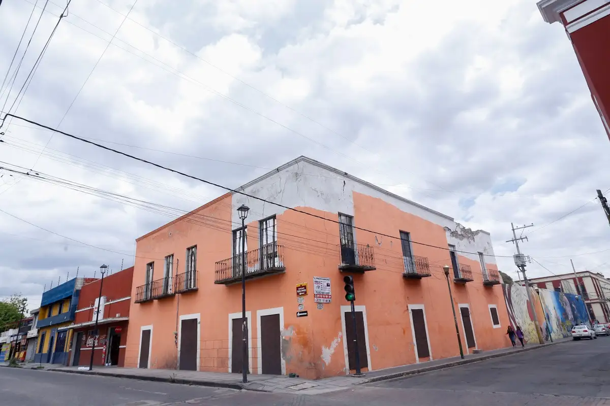 Detienen a asaltantes que usaban una pistola de juguete en El Alto