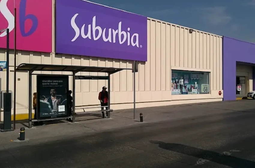  Detienen a dos delincuentes que robaron en el Suburbia de Reforma Sur