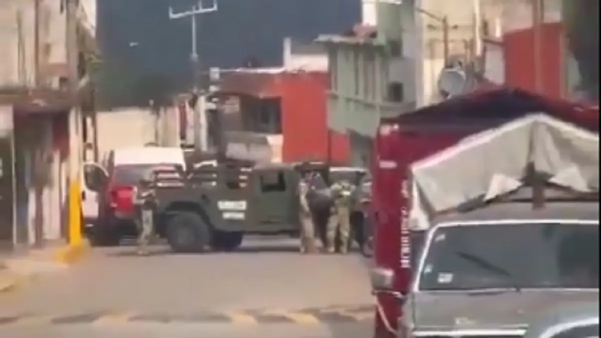 Encuentran armas en inmueble del alcalde de Cuautempan; Liz Sánchez se deslinda