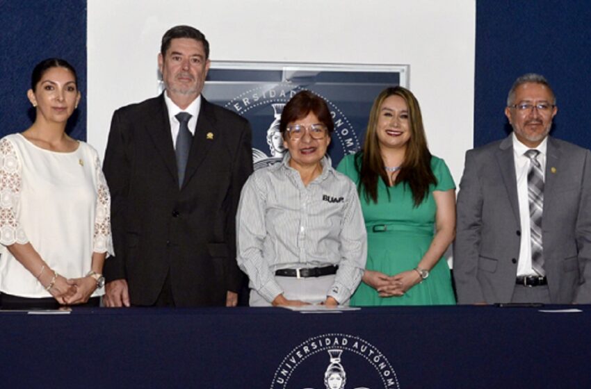  Facultad de Estomatología de la BUAP, compromiso y vocación social