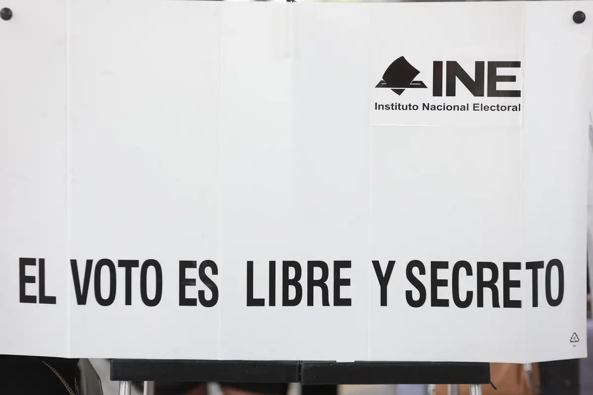 INE Puebla avanza con entrega de boletas para elecciones del 1 de junio; resguardan Marina y Guardia Nacional