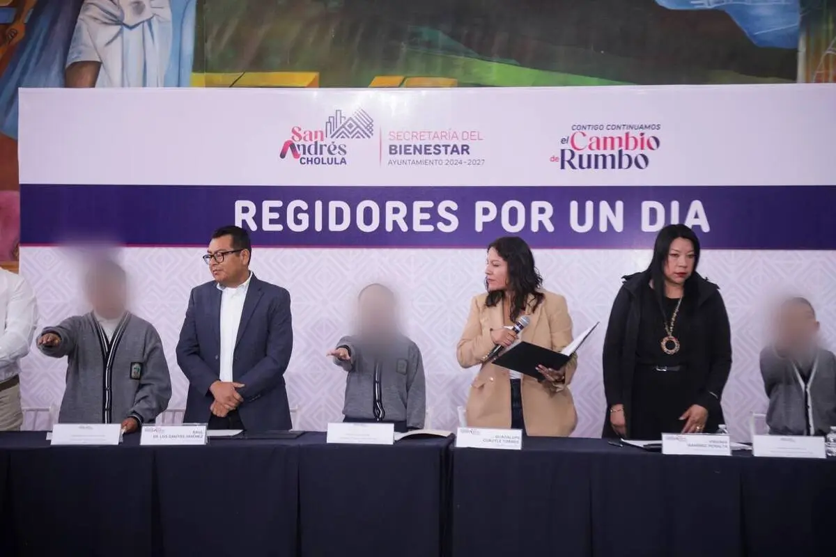 Niñas y niños viven la experiencia de ser Regidores por un Día de Cholula