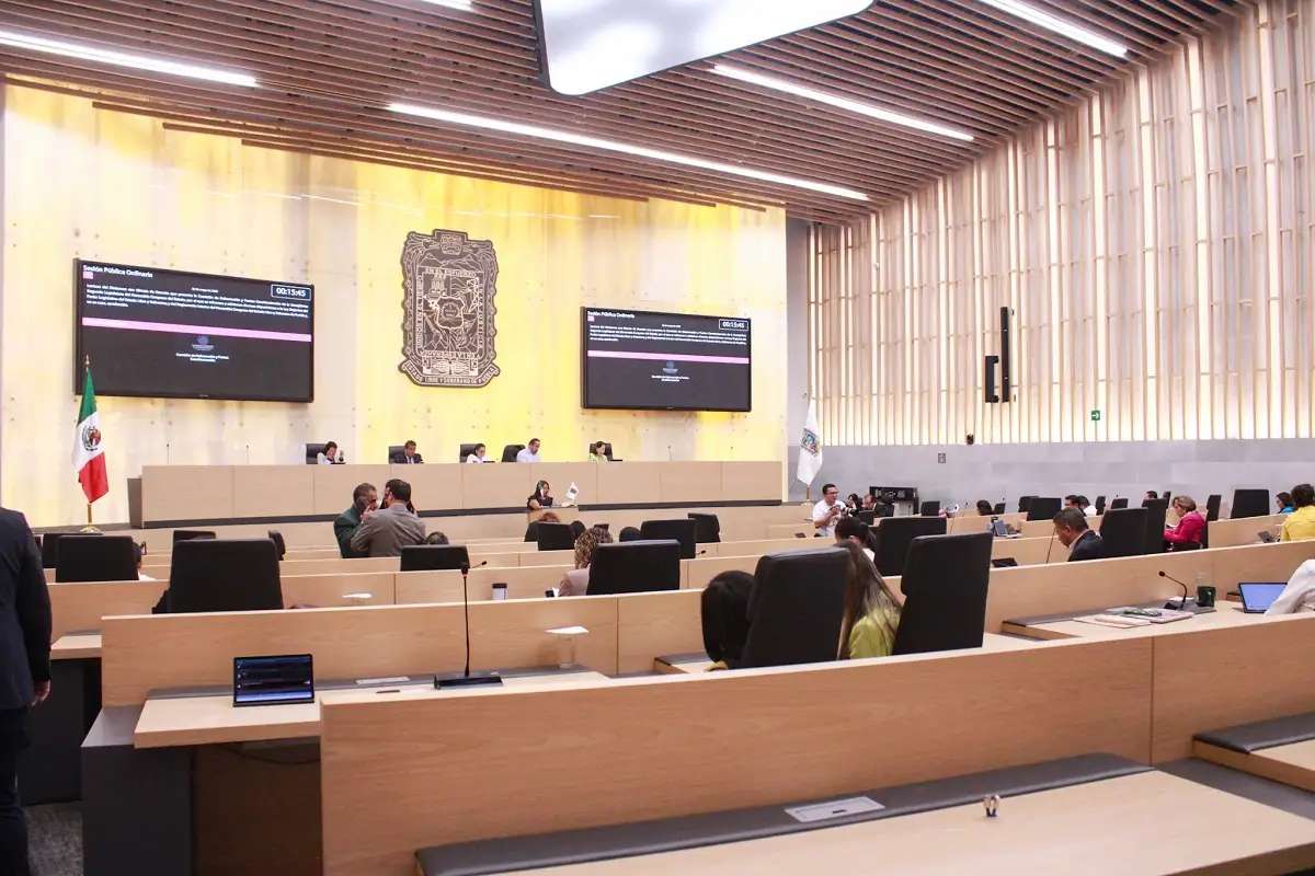 Qué incluye la reforma para regular las motos en Puebla que se presentó en el Congreso