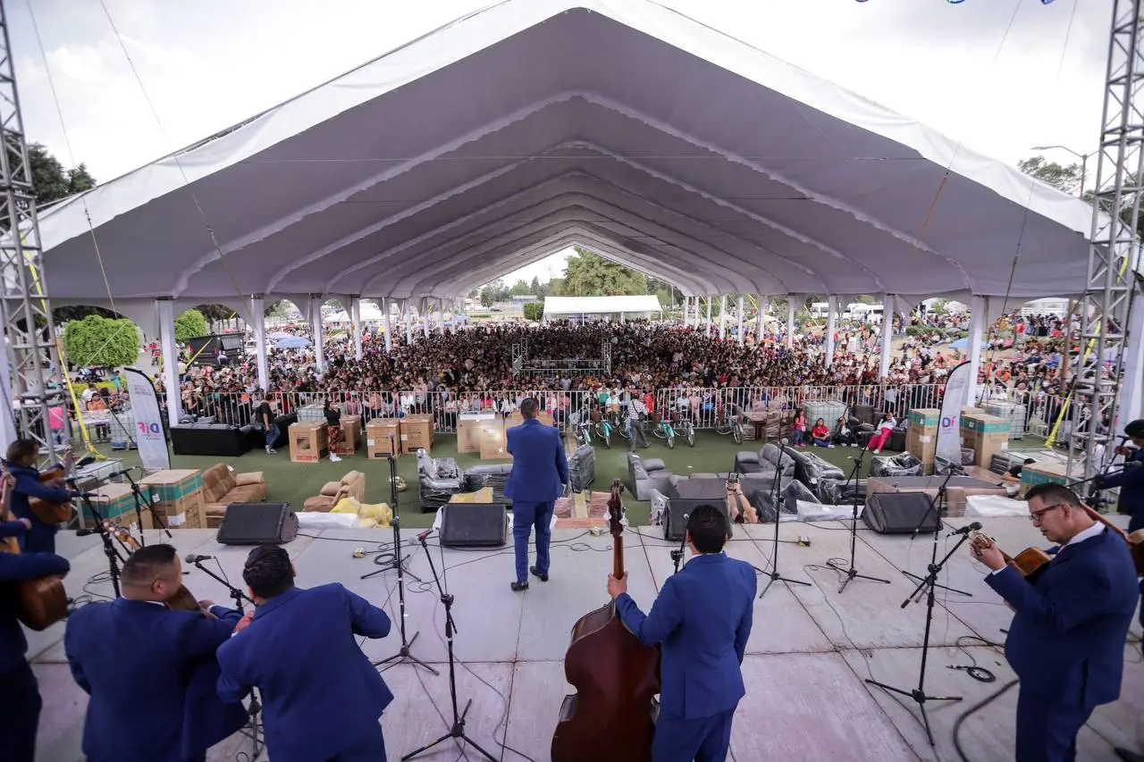Reconocen en San Andrés Cholula el amor y entrega de las madres