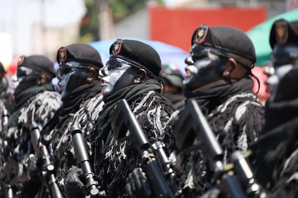 Sheinbaum y Armenta demuestran buena relación durante el Desfile del 5 de Mayo en Puebla (+FOTOS)