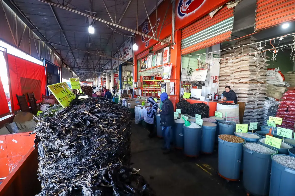 Anuncia SSP que derrumbarán bodegas irregulares de la Central de Abasto por se guardia de delincuentes