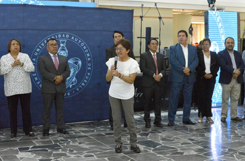  Con entrega y vocación, los docentes libran batallas en las aulas para formar buenos profesionistas: Lilia Cedillo