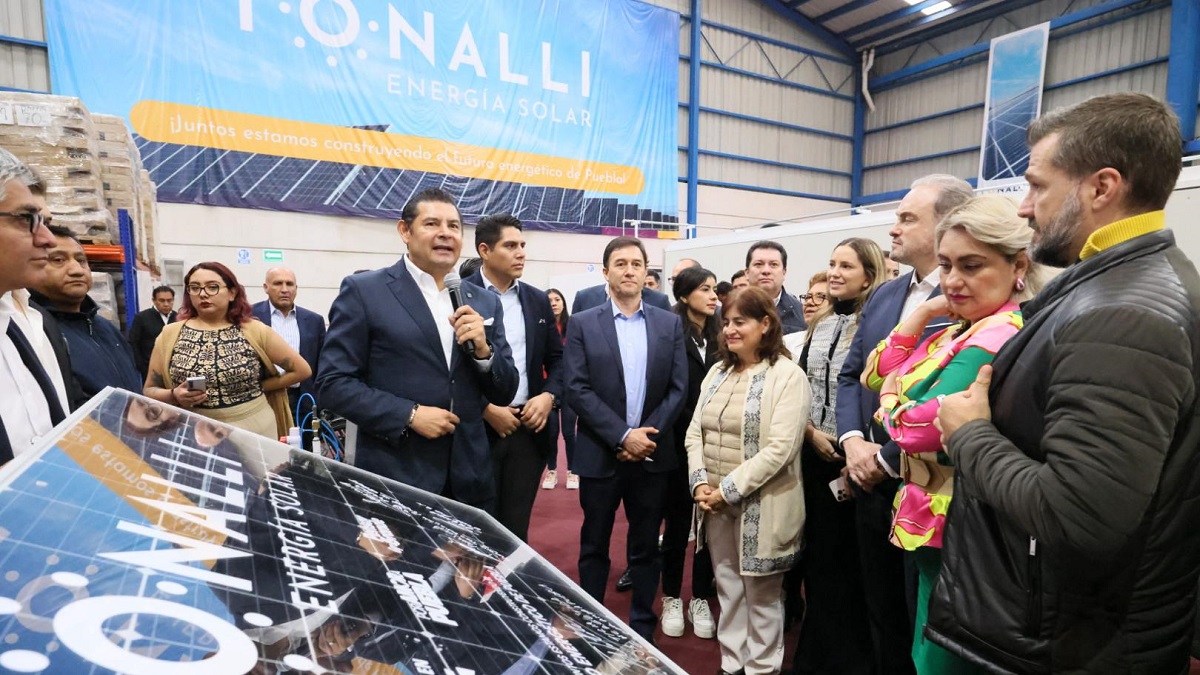 Cumple Armenta compromiso de campaña al inaugurar la Fábrica de Paneles Solares “Tonalli”