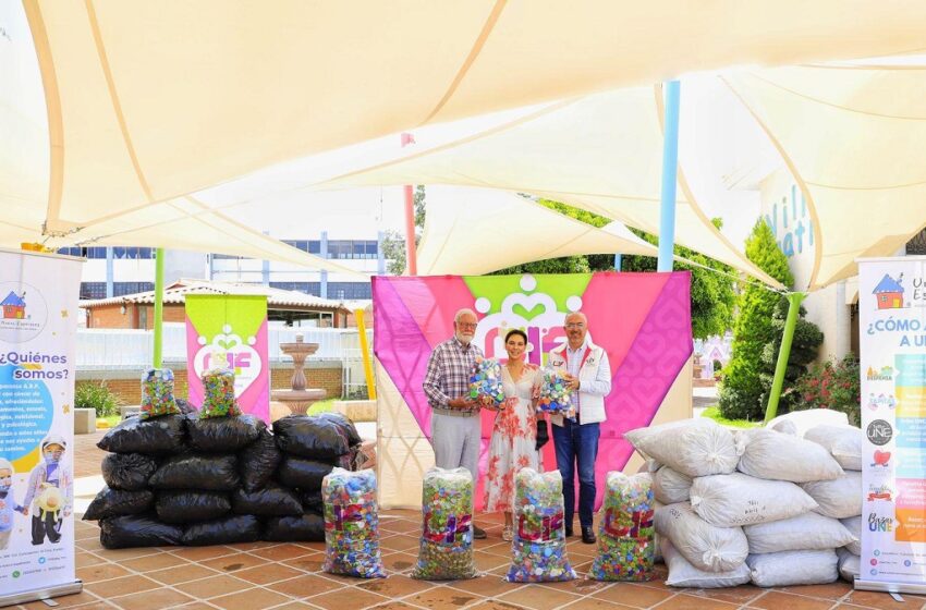  Entrega MariElise Budib tonelada y media de tapitas a la Fundación Una Nueva Esperanza