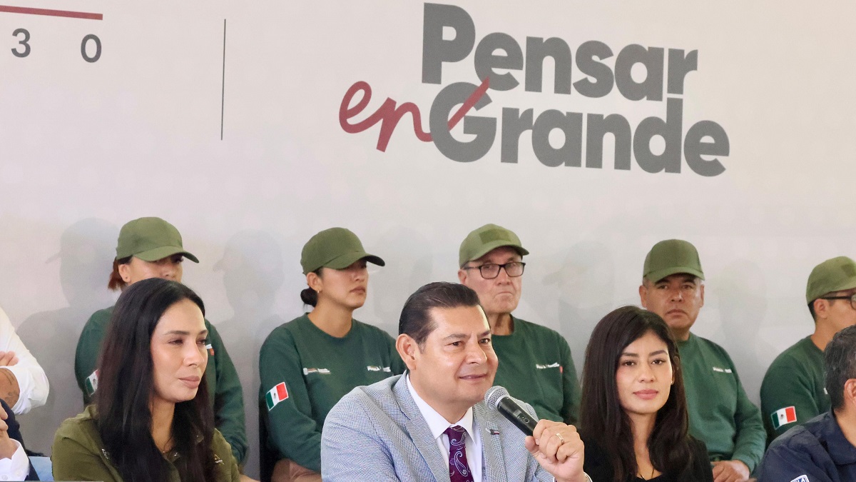 Gobernador Armenta instruye a Anticorrupción retome carpetas de investigación del Teleférico, Museo Barroco y Banco Accendo