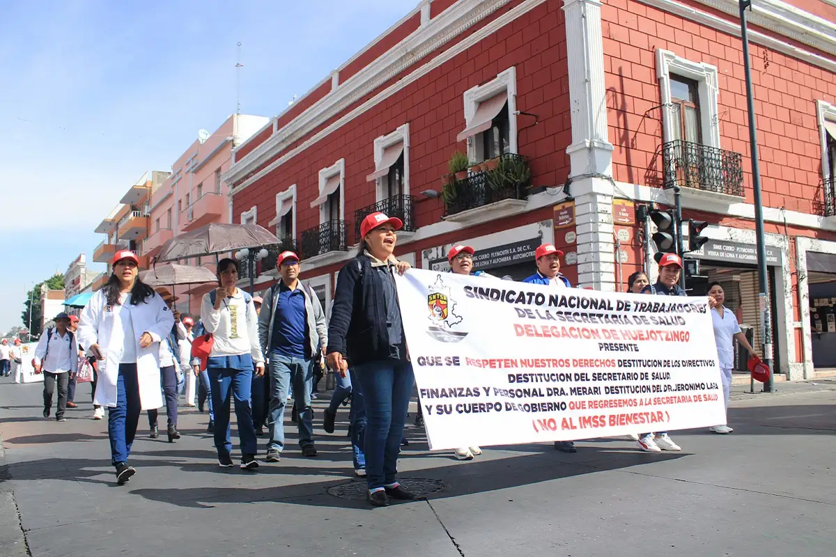 Gobierno de Puebla logra acuerdos con trabajadores de Salud