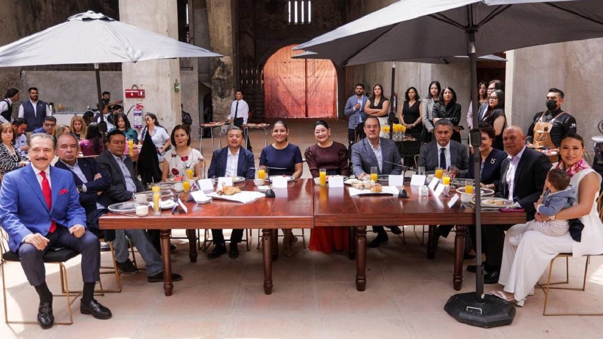 Gobierno de San Andrés Cholula conmemora la libertad de expresión con el gremio periodista de Puebla
