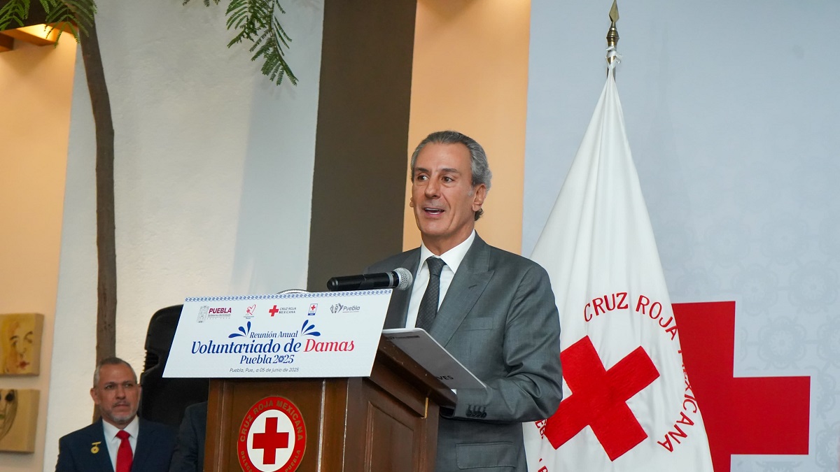 Recibe MariElise Budib el nombramiento como presidenta honoraria del Voluntariado de Damas de la Cruz Roja Mexicana