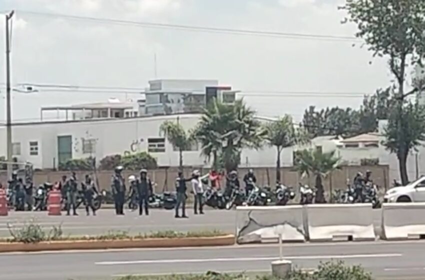  Motociclistas en Puebla: Tensión en la caseta a Atlixco y una mesa de diálogo que define el futuro