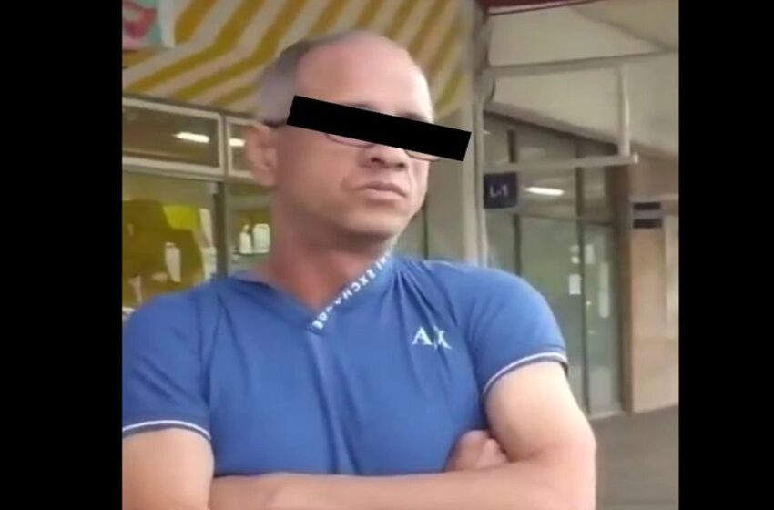  ¡Lo atraparon! Venezolano clonaba tarjetas de abuelitos en Plaza San Pedro y vecinos lo exhiben