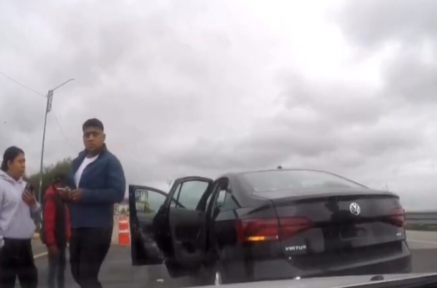  VIDEO Automovilista enfrenta a extorsionadores en Periférico y los exhibe en video