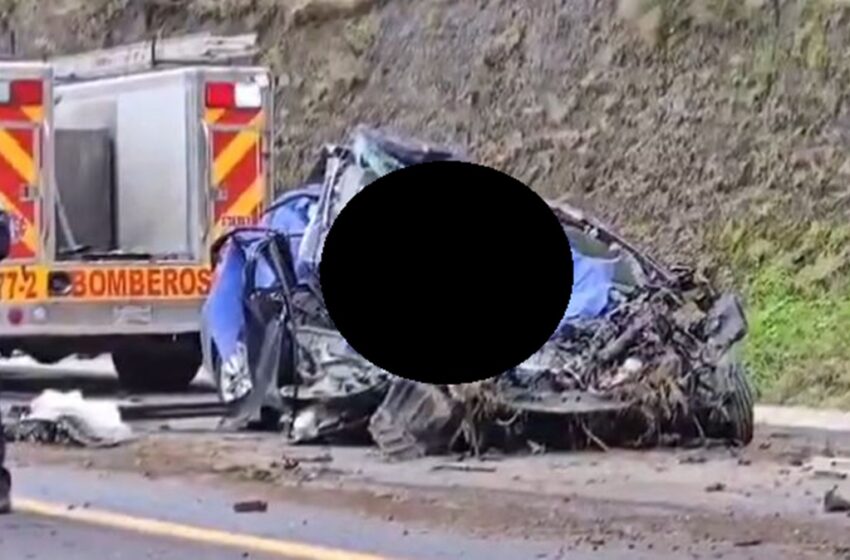  Mueren cinco integrantes de una familia en choque en la Siglo XXI: iban tres niños a bordo