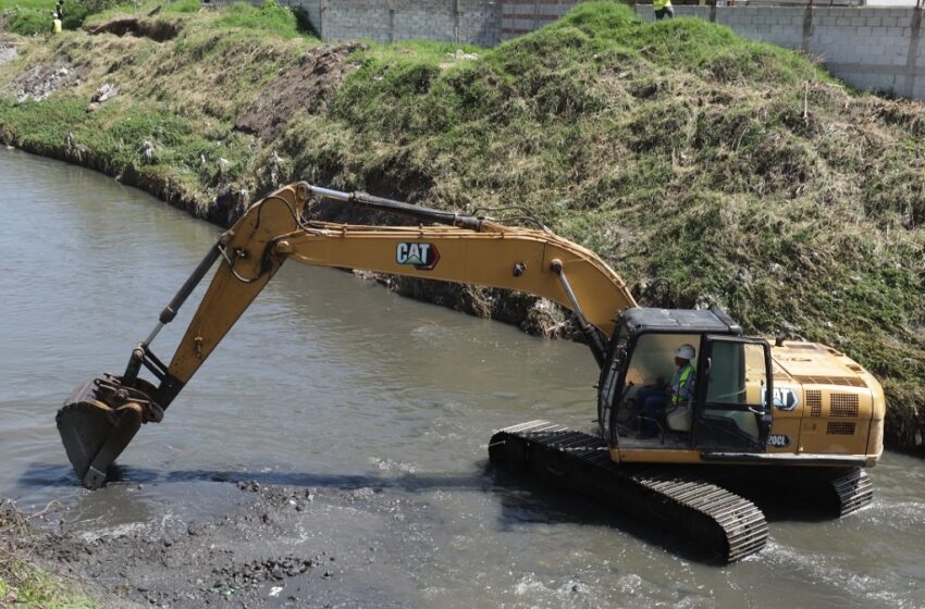  Avanza Gobierno de la Ciudad con acciones de limpieza y desazolve en la capital