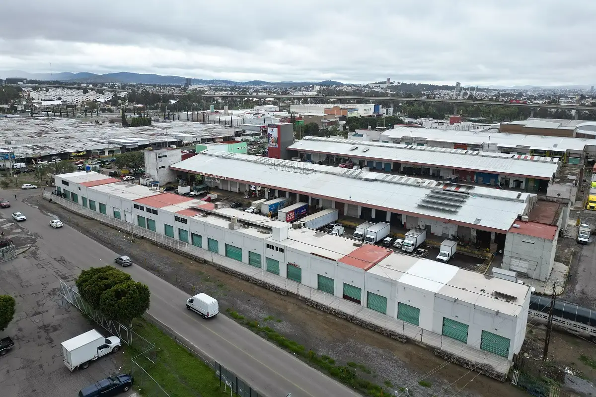 Comerciante de la Central de Abasto resulta herido de bala tras atraco