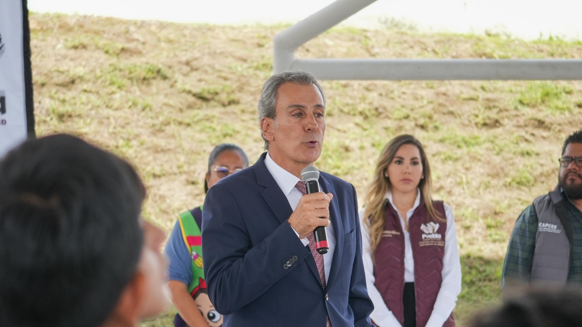 Contribuye Pepe Chedraui a la mejora educativa de la capital