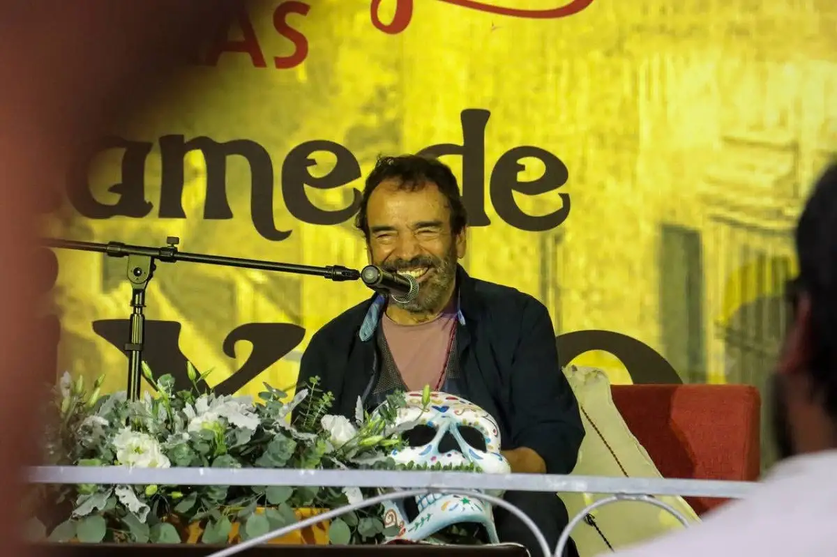 Damián Alcázar conquista con “Cuéntame de Atlixco”