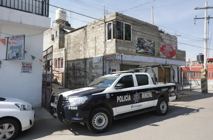  Dan cristalazo a negocio y roban en salón social en Loma Bella