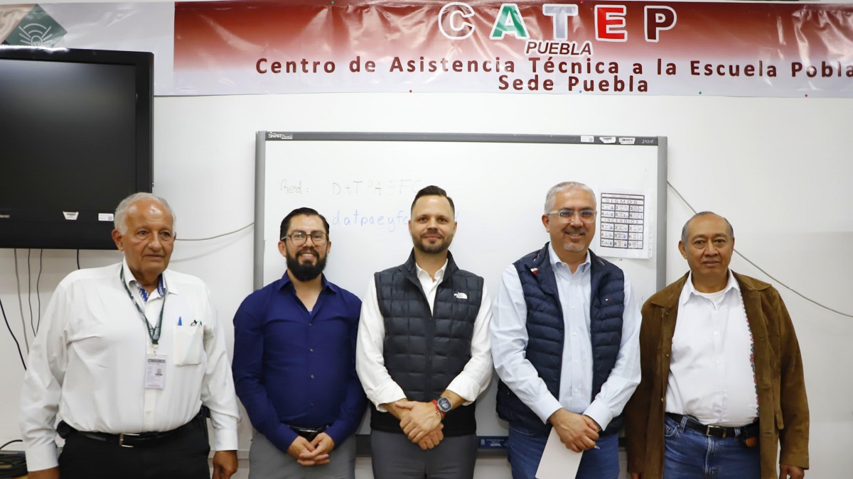 Evalúa DIF Puebla Capital conversión de desayunadores fríos a calientes en las escuelas