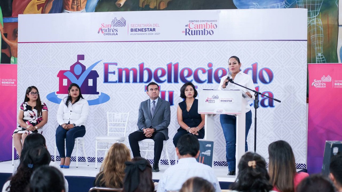 Mejoran entornos escolares con kits de jardinería en San Andrés Cholula