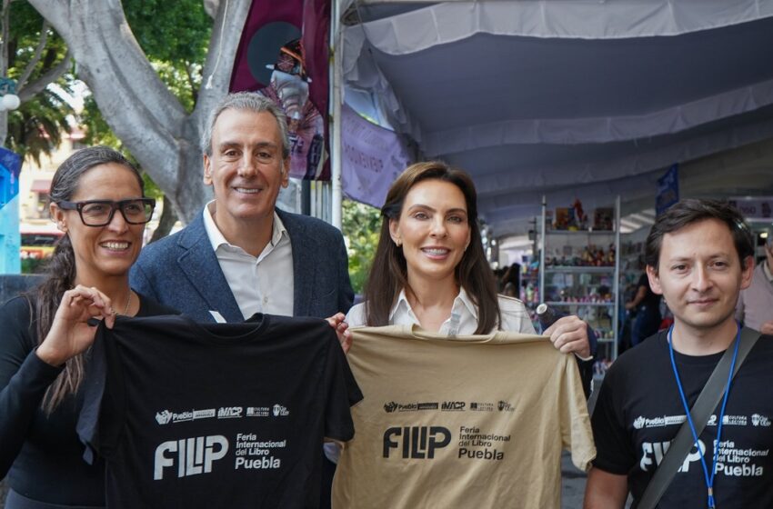  Recorren Pepe Chedraui y MariElise Budib la Feria Internacional del Libro Puebla