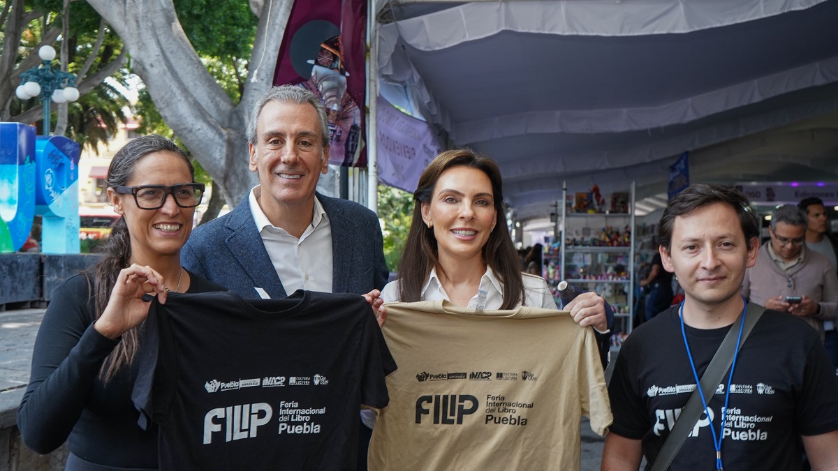 Recorren Pepe Chedraui y MariElise Budib la Feria Internacional del Libro Puebla
