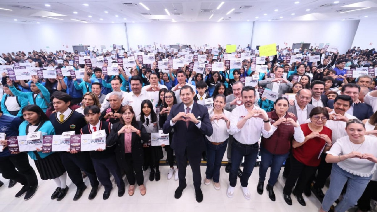 Seguridad y desarrollo educativo con Becas de Conectividad Digital