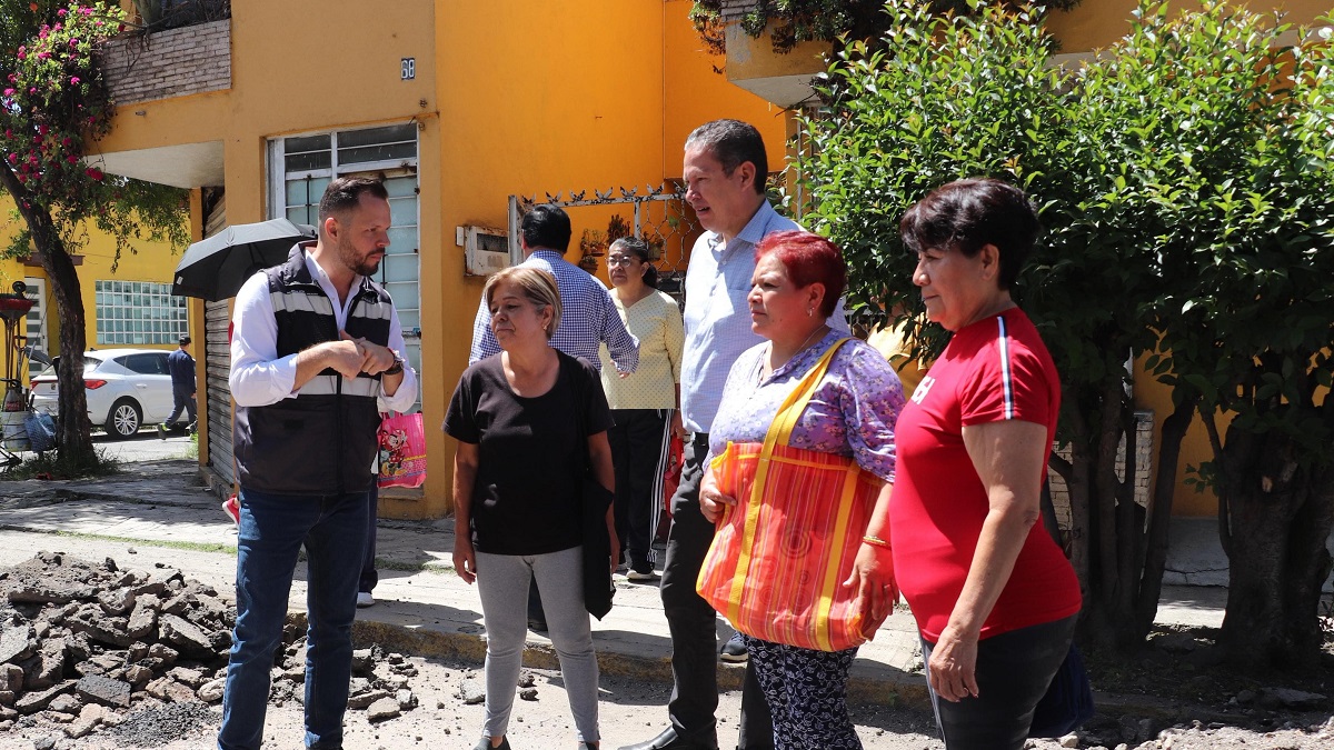 Supervisa Gobierno de la Ciudad avances de la campaña Bacheando Puebla en juntas auxiliares