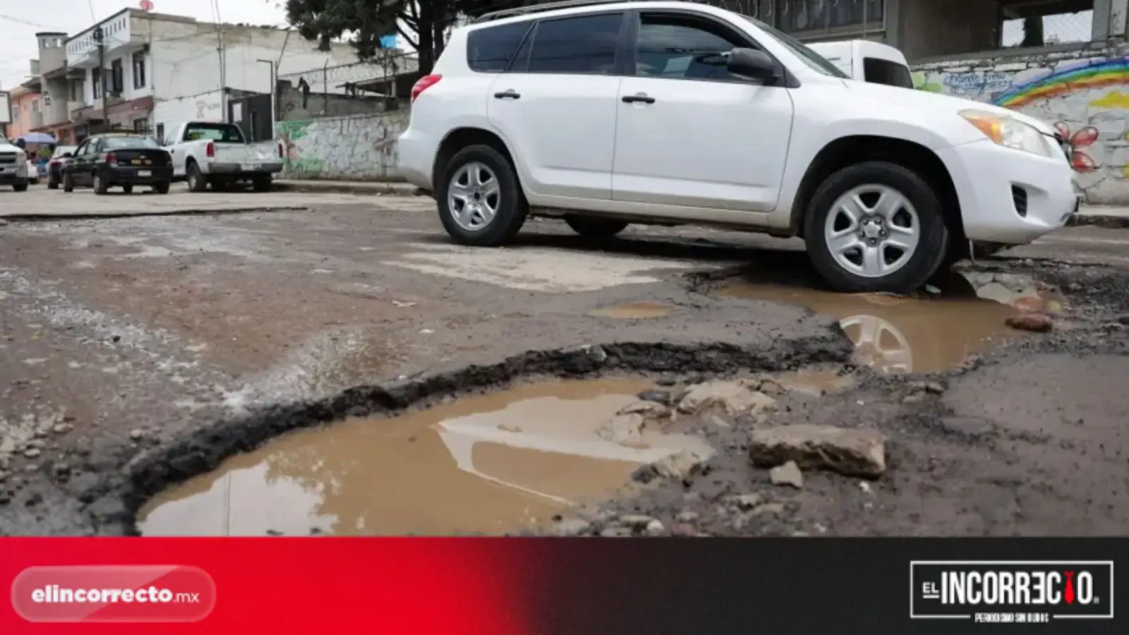 En un mes, gobierno estatal ha tapado 5 mil baches en Puebla