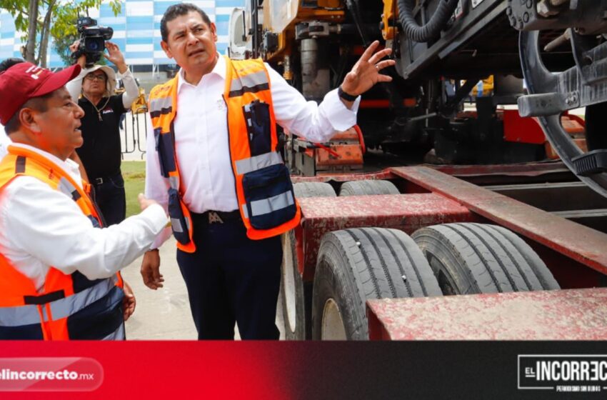  Con 578 mdp, entrega Armenta 14 módulos de maquinaria en Puebla