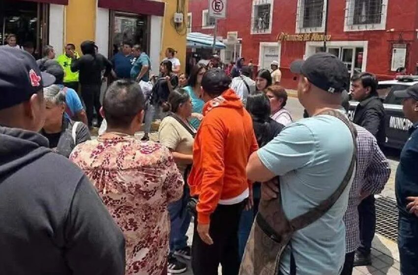 Caos en el mercado de San Pedro Cholula: detienen a 9 tras riña por presunto cobro de piso
